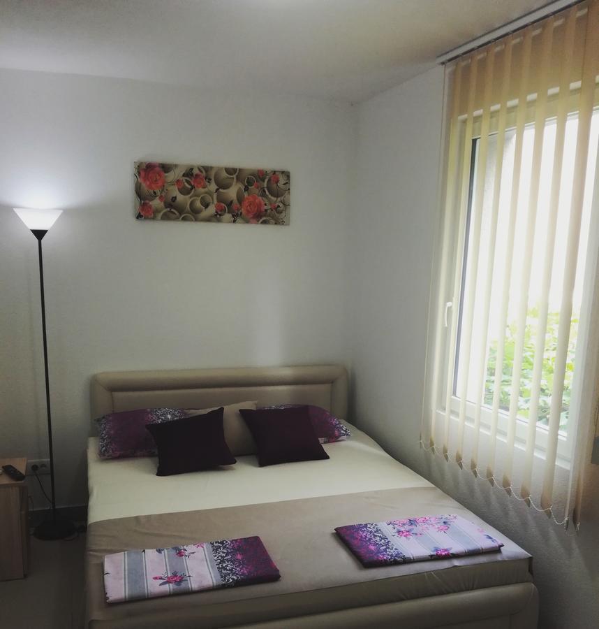 Apartmani Sutomore Bagian luar foto