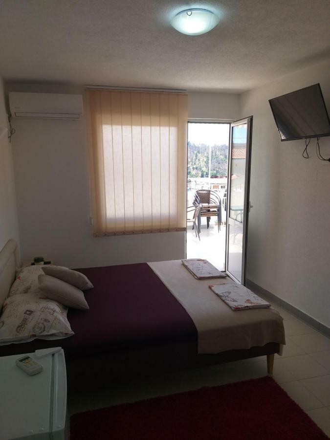 Apartmani Sutomore Bagian luar foto