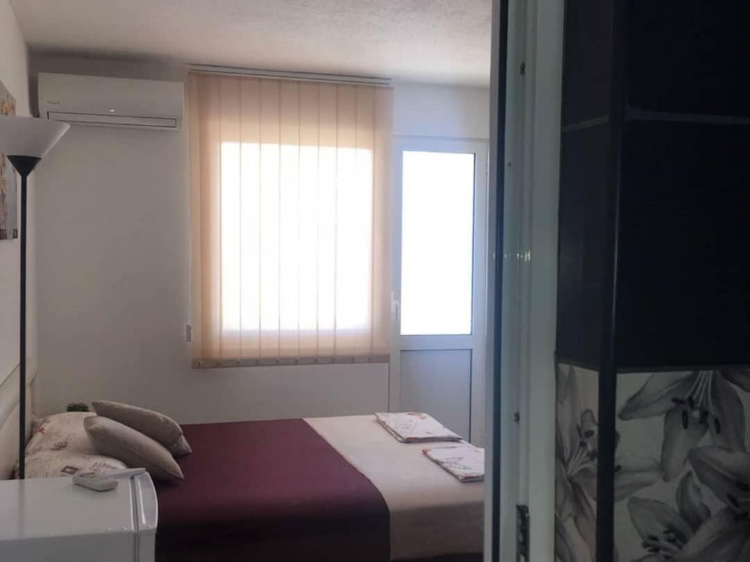 Apartmani Sutomore Bagian luar foto